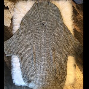 EXPRESS Oversize Gray Sweater (Size L)
